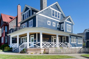 Drift Away by Seabrook Hospitality